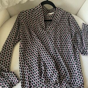 Pleione Black and Pink Patterned Blouse
